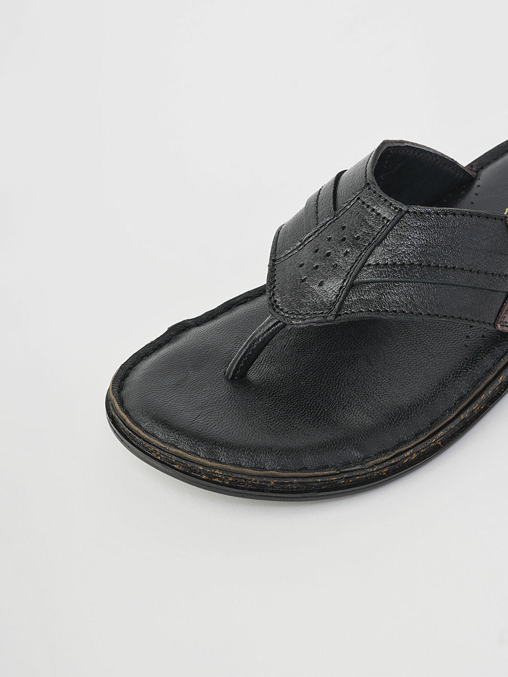 Delco Men BareStride Slip Ons